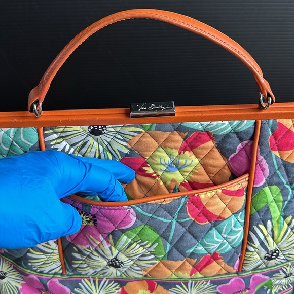Vera Bradley BARBARA FRAME BAG Jazzy Blooms Multicolored Flowers Retired Print - Picture 3 of 12